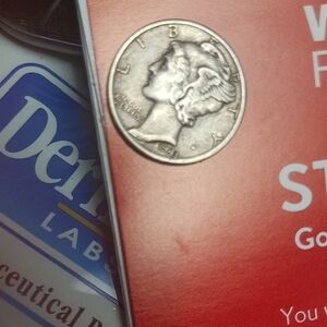 Red and Silver Coin Dime 1943